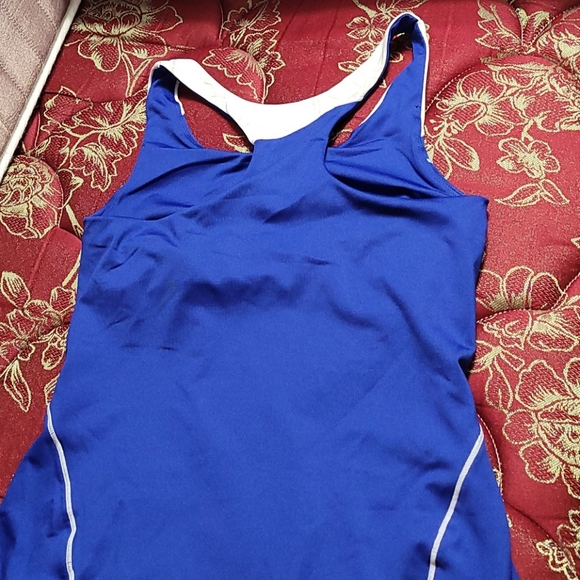 Work out tank top - Picture 4 of 4